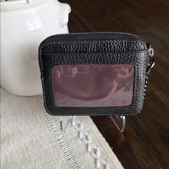 Coach Zip Card Case Black Pebbled Leather Card Case with Mixed Metal Charms - Picture 2 of 9